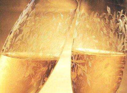 中國煙臺至日本名古屋起泡酒運(yùn)輸